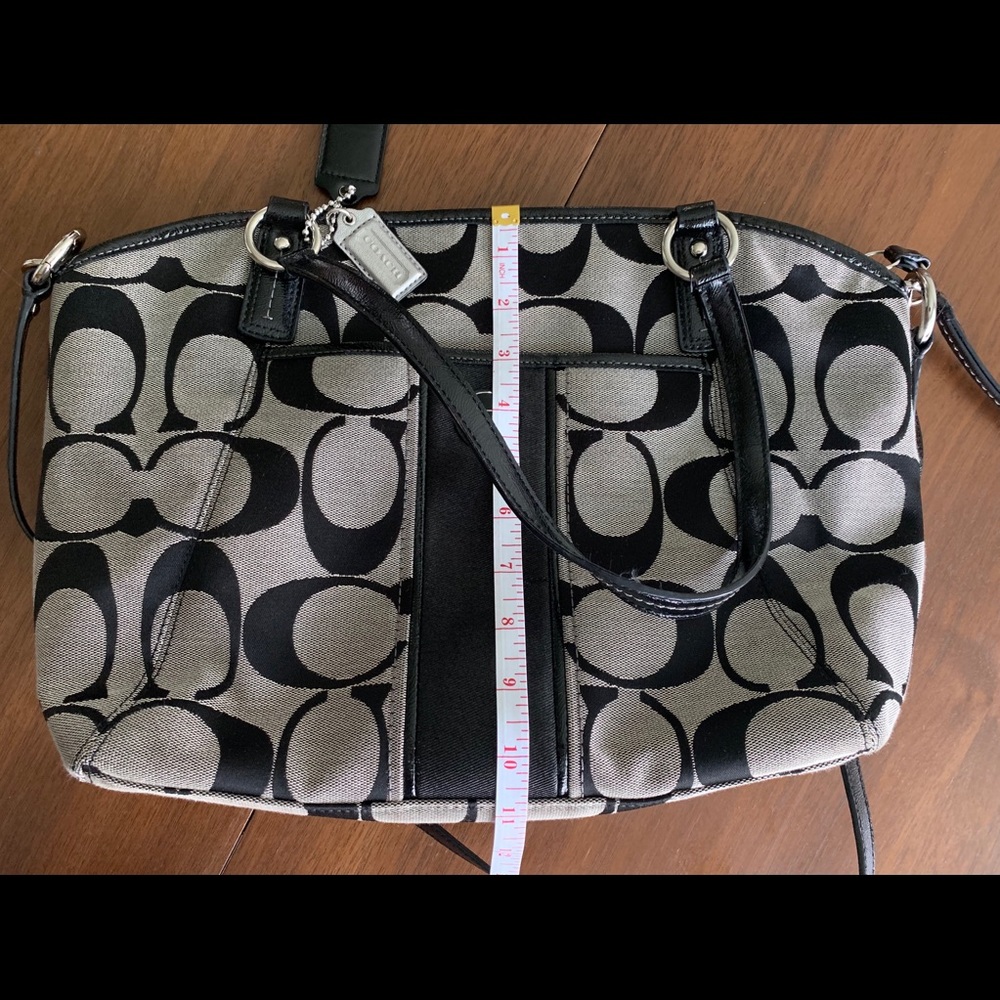 Coach Handbag - Picture 6 of 8